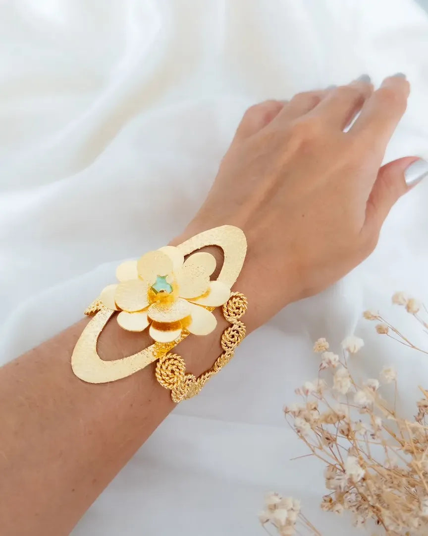 BRAZALETE FLOR ENTORCHADO -YELPI